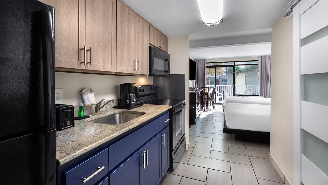 Captain’s Quarters Resort