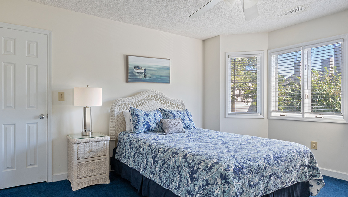 greens-bedroom-one-bed
