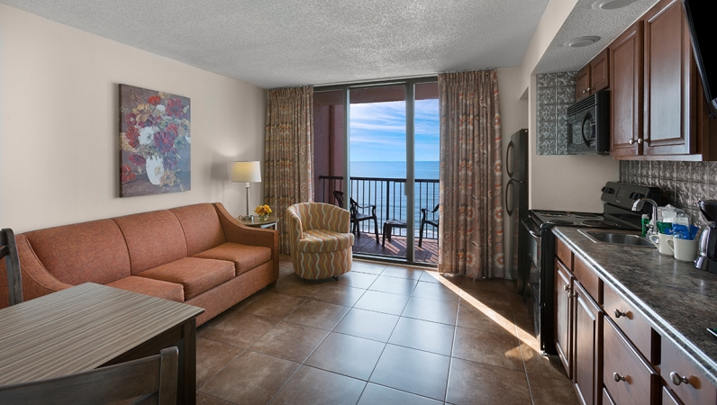 Suite living room